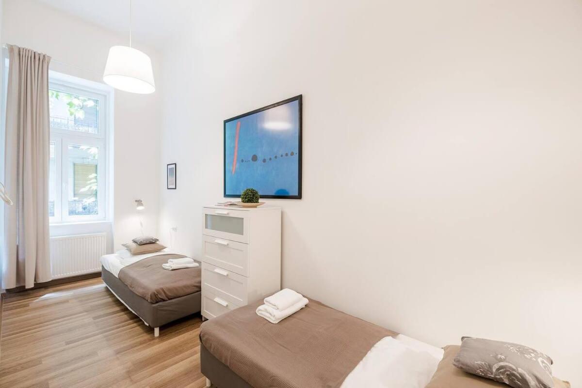 Brand New Central Ac Apartment Boedapest Buitenkant foto